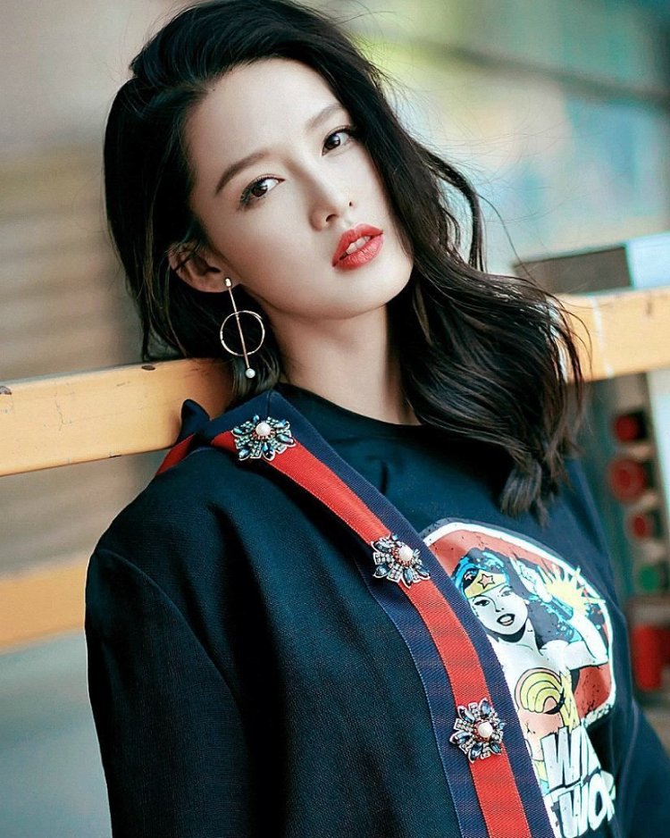 Стильные китаянки