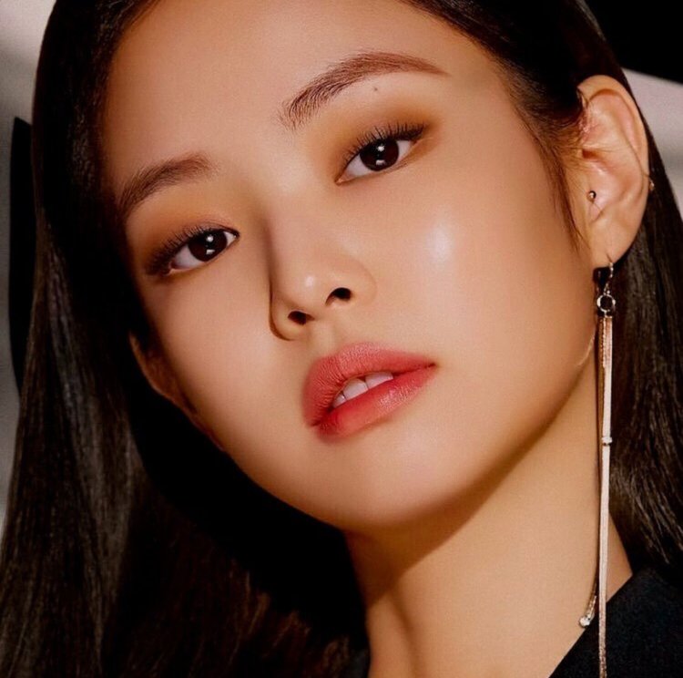Макияж BLACKPINK Дженни