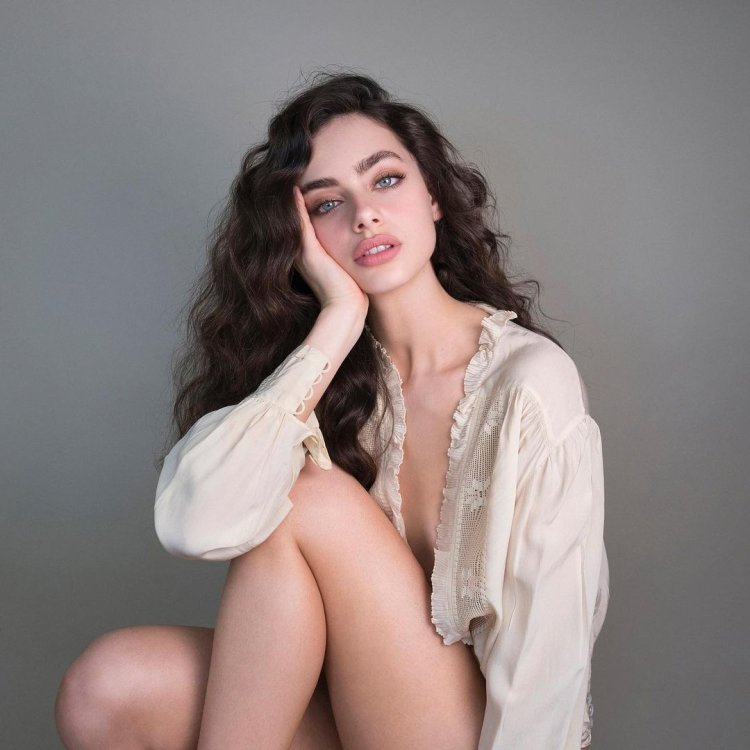 Yael Shelbia израильская модель