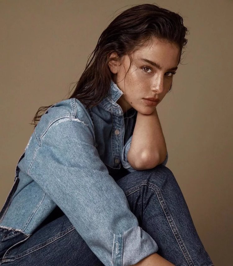 Еврейская внешность девушки