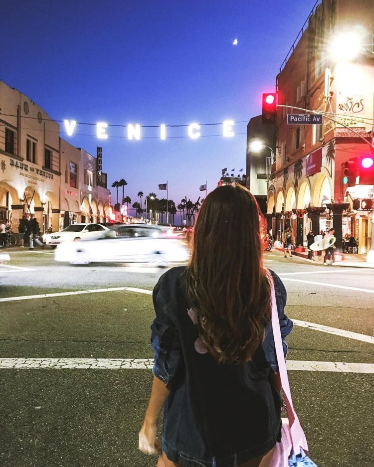 Лос Анджелес девушки