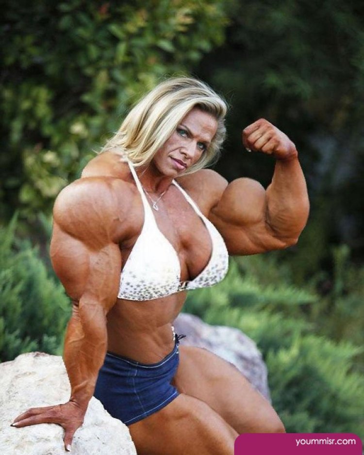 Культуристка Итэль Фернандес