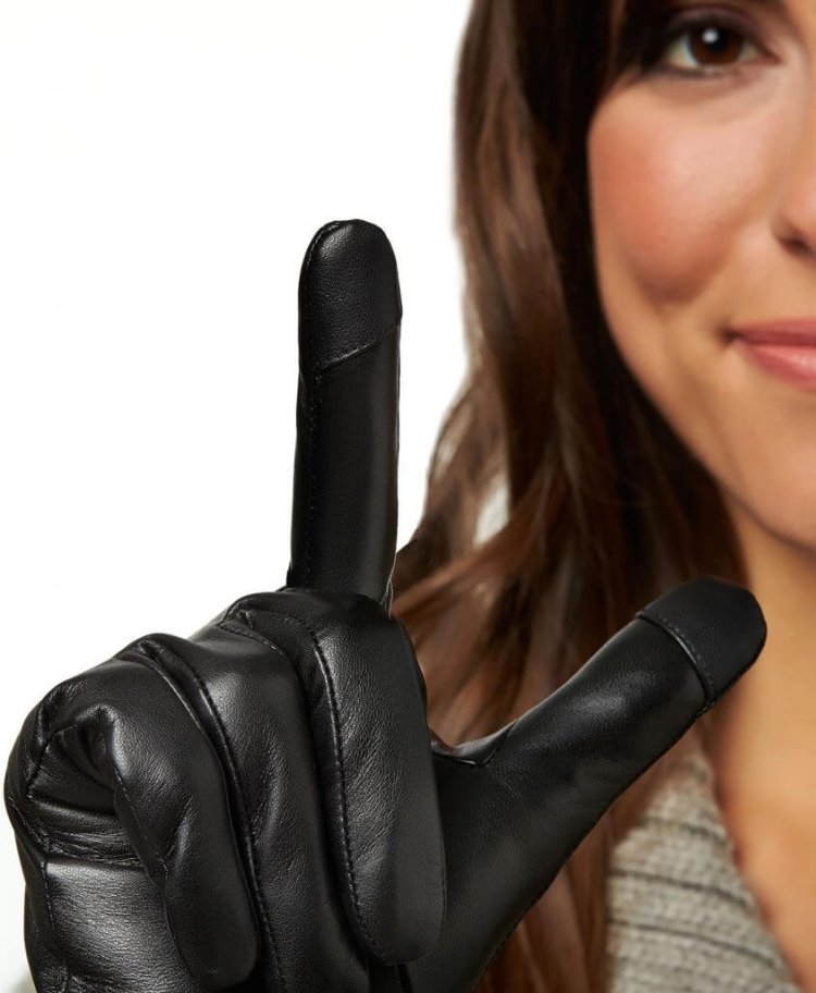 Кэтрин Росс in Leather Gloves