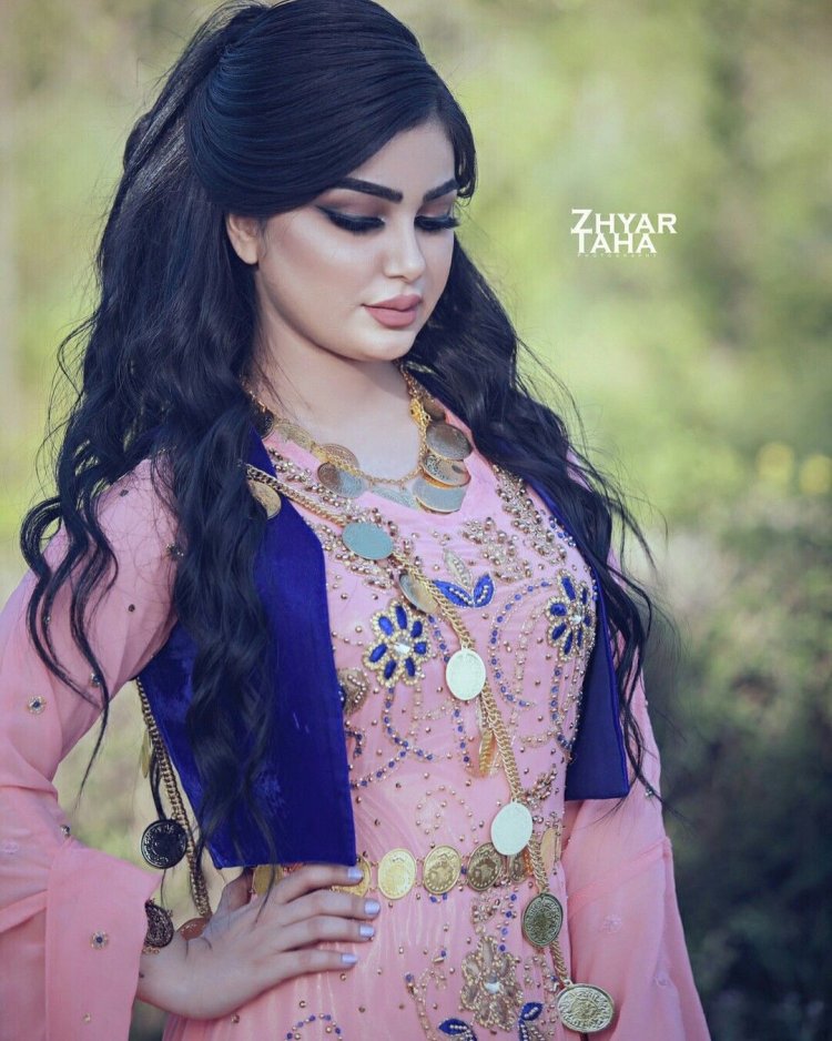 Сана Кхан-пакистанская актриса