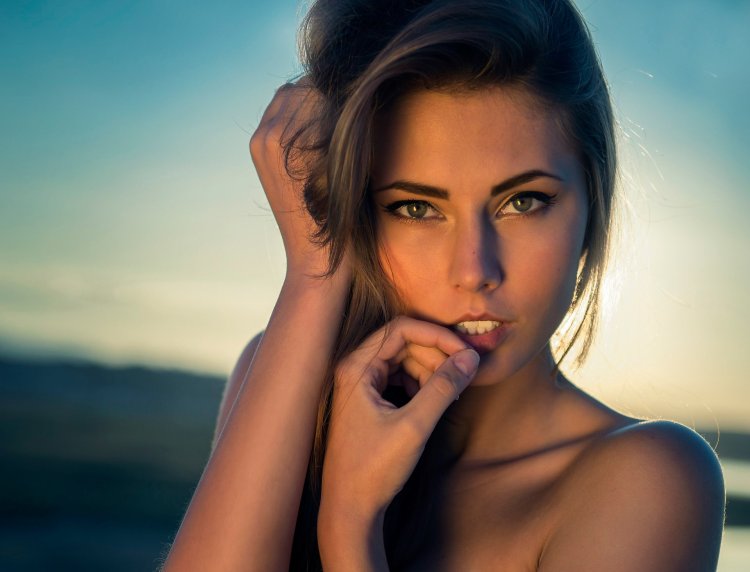 Взгляд девушки