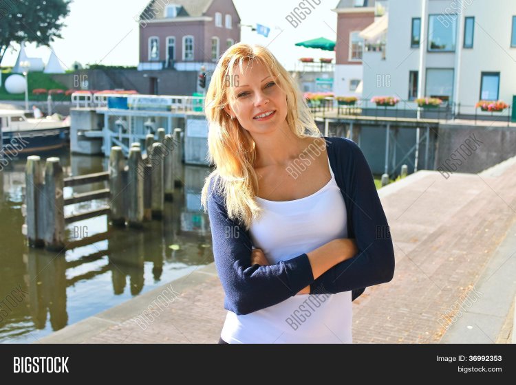 Голландские женщины в жизни