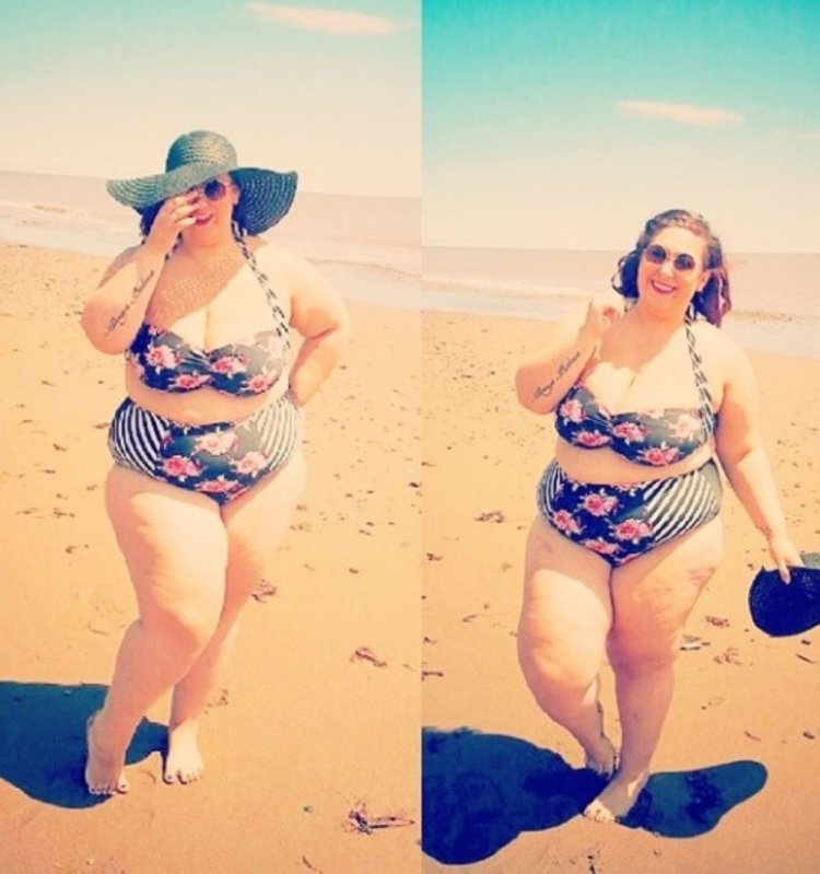 Жирные в купальниках