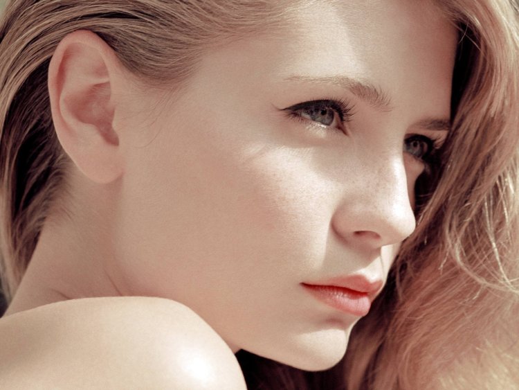 Красивый аккуратный нос