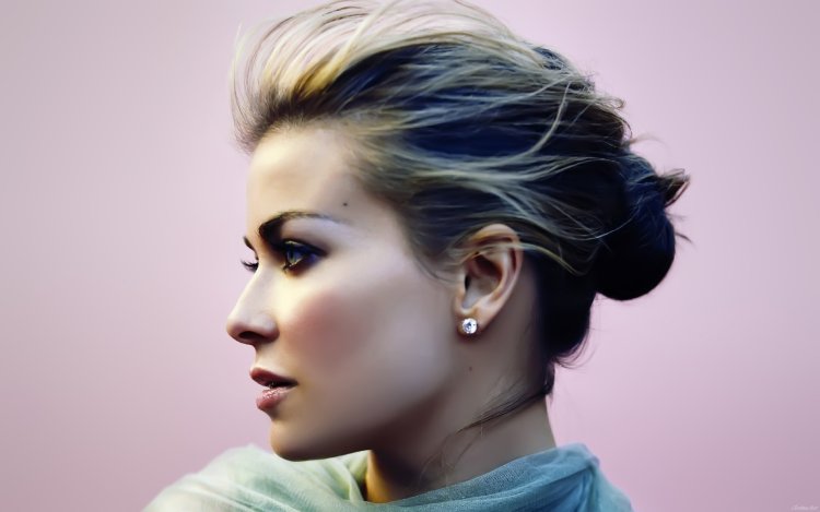 Роузи Хантингтон-Уайтли