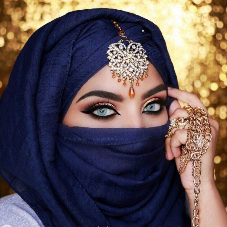 Аманда Хаммер селфи