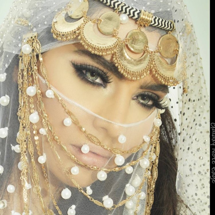 Вуаль Восточной женщины