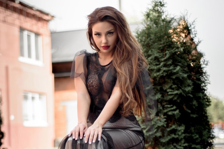 Кармелла Роуз