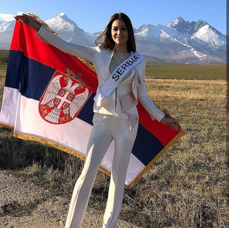 Ана София Хенао