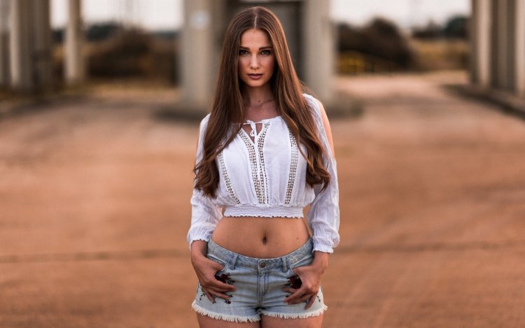 Тело девушки