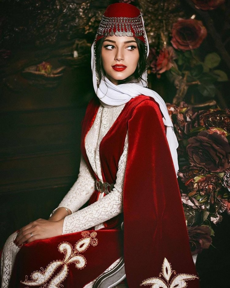 Армянская одежда женская