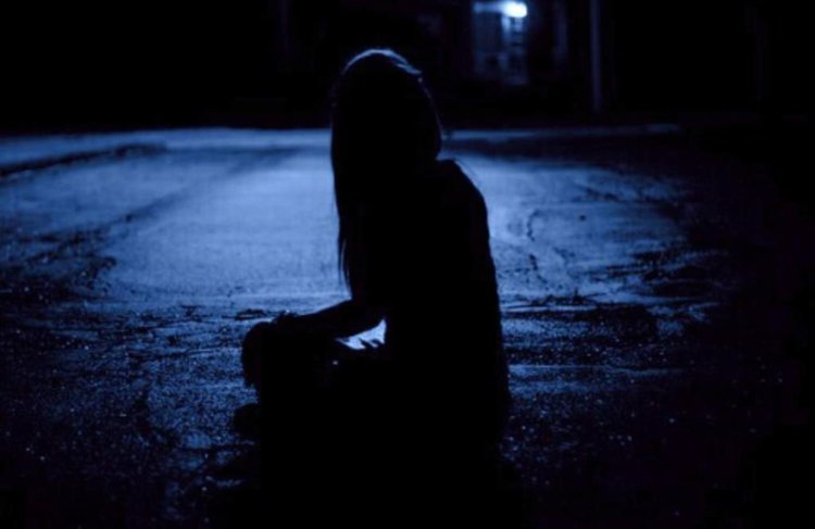 Красивый силуэт женщины