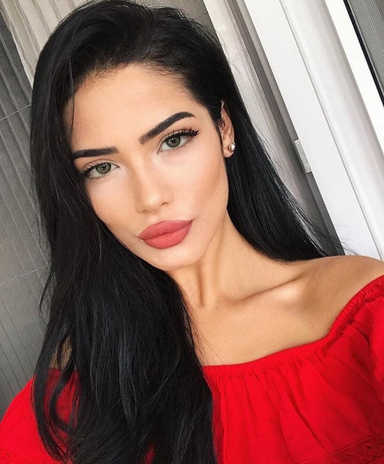 Ануш Манучарян