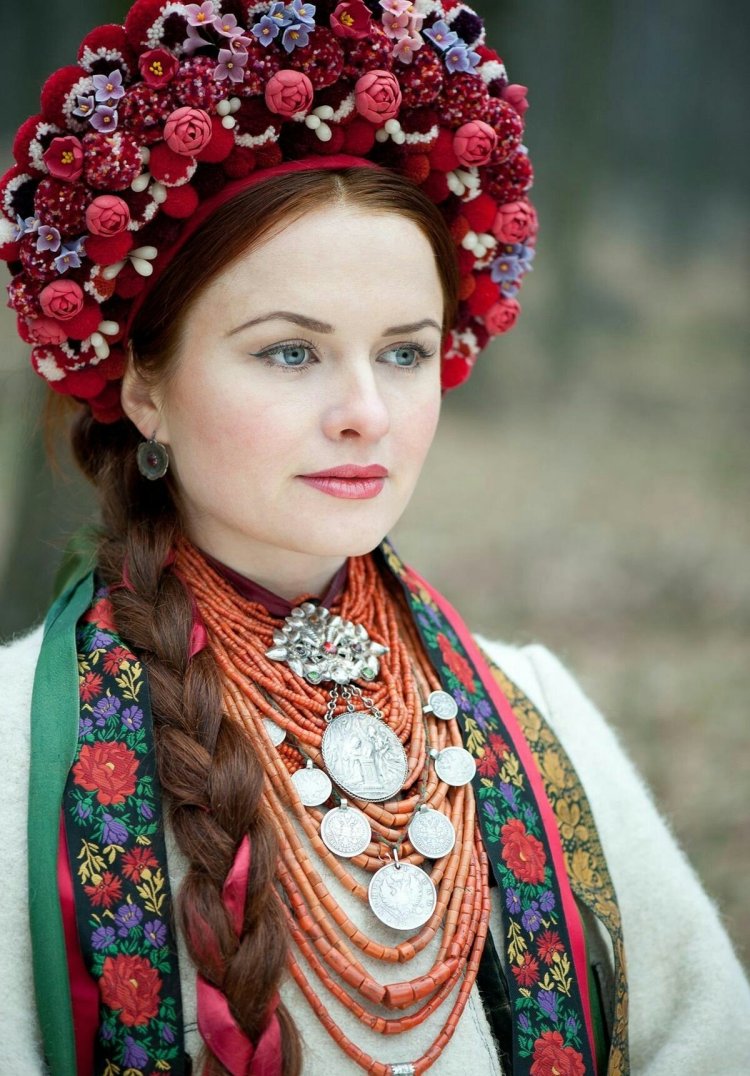 Украинская прическа женская