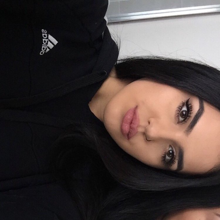 Камила Исаева Тюмень