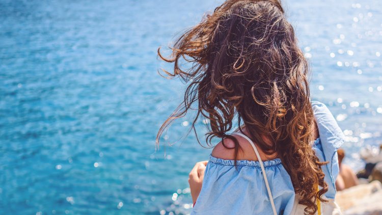 Кудрявые волосы Эстетика