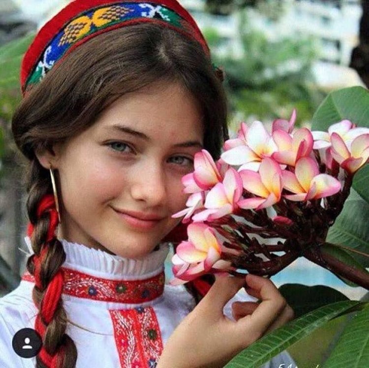 Памирец нация