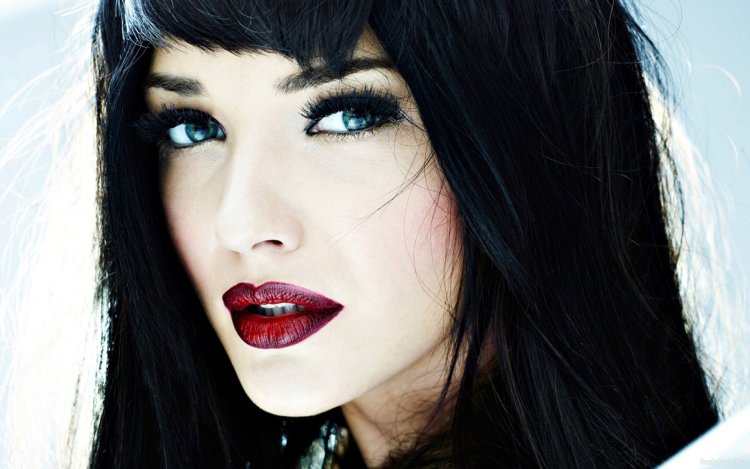 Заира Шапиева