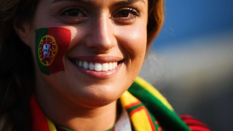 Болельщицы сборной Португалии