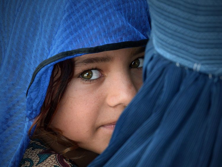 Афганская девочка