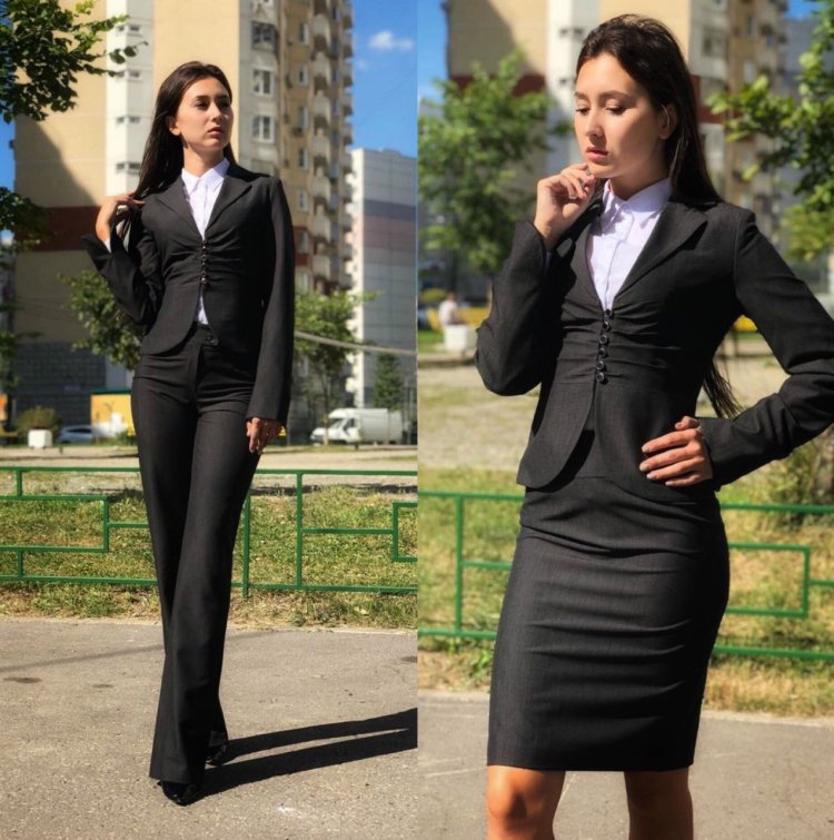 Женщина в юбке карандаш