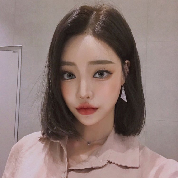 Улыбка кореянки