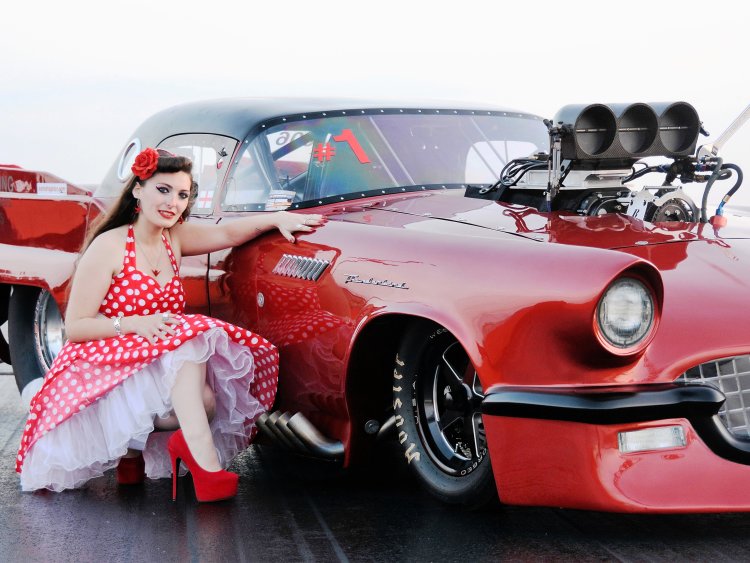 Девушки и авто