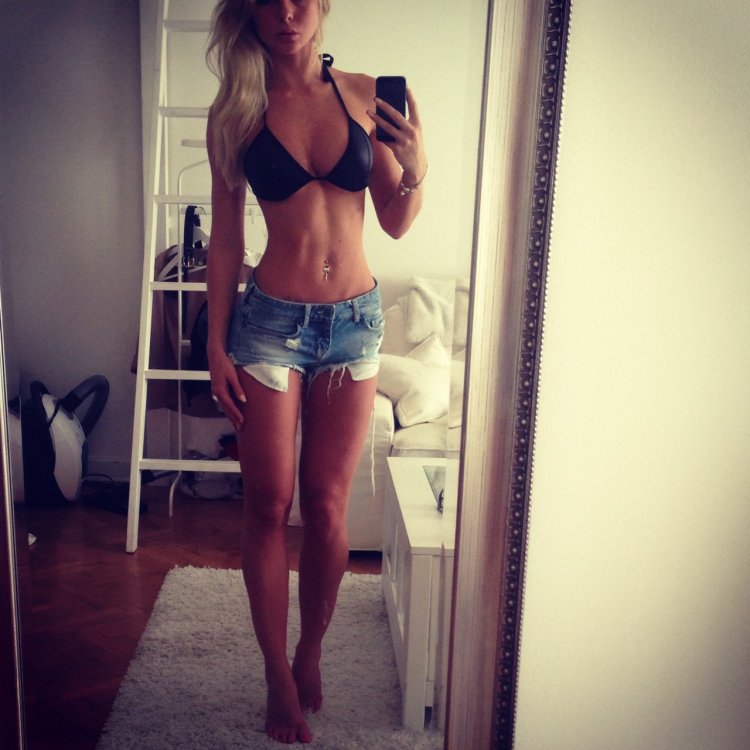 Алисия Шмидт бегунья