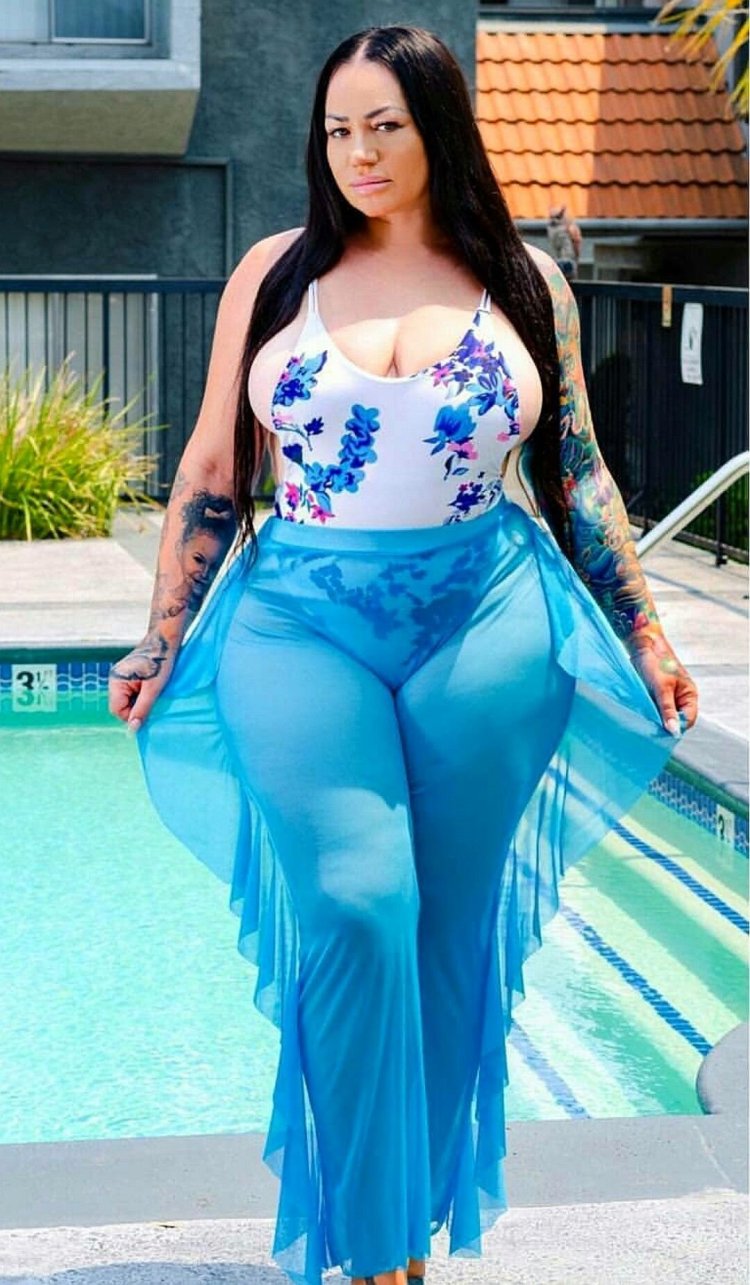 Мэрайя Mallad Momokun