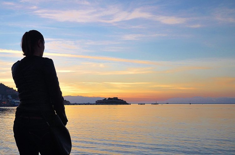 Блондинки у моря полненьких