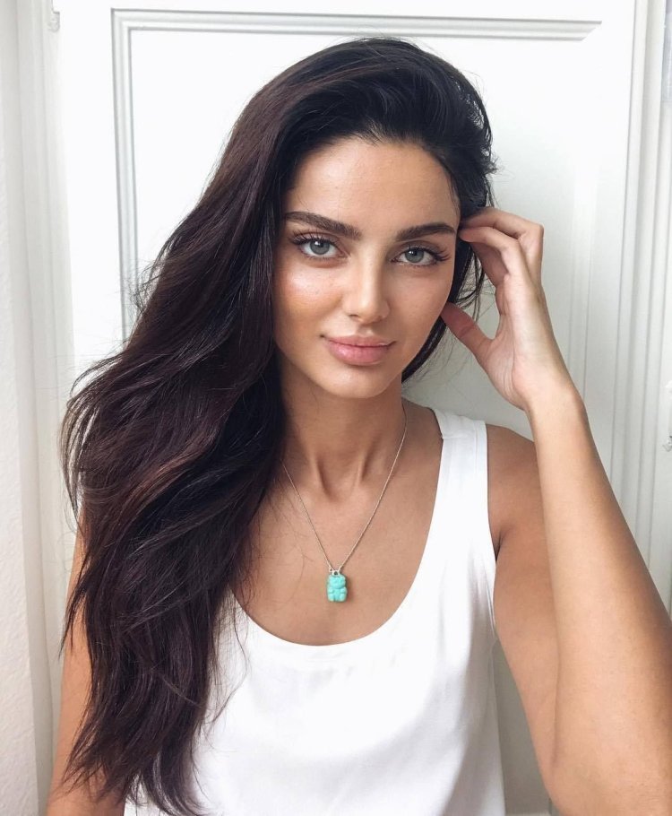 Уличная мода Дубаи