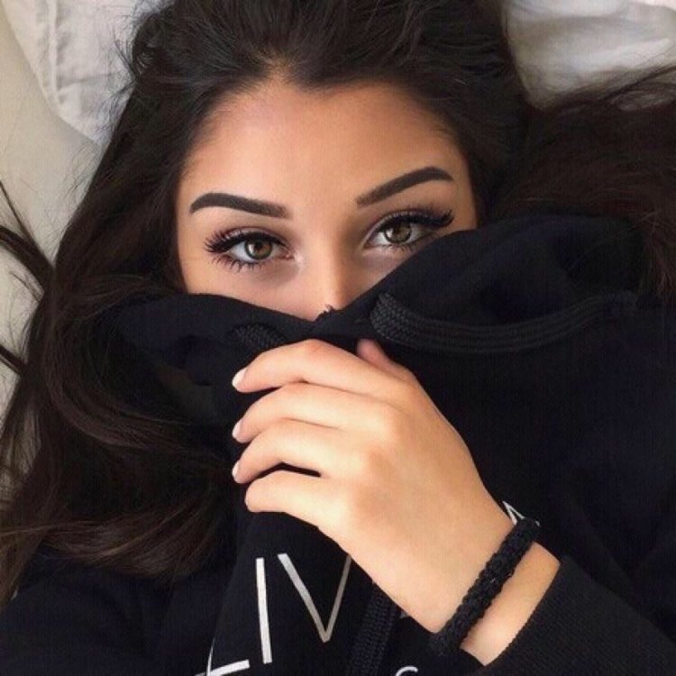 Красивое селфи на улице