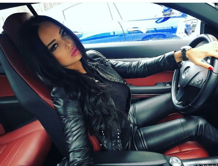 Корейские девушки в очках