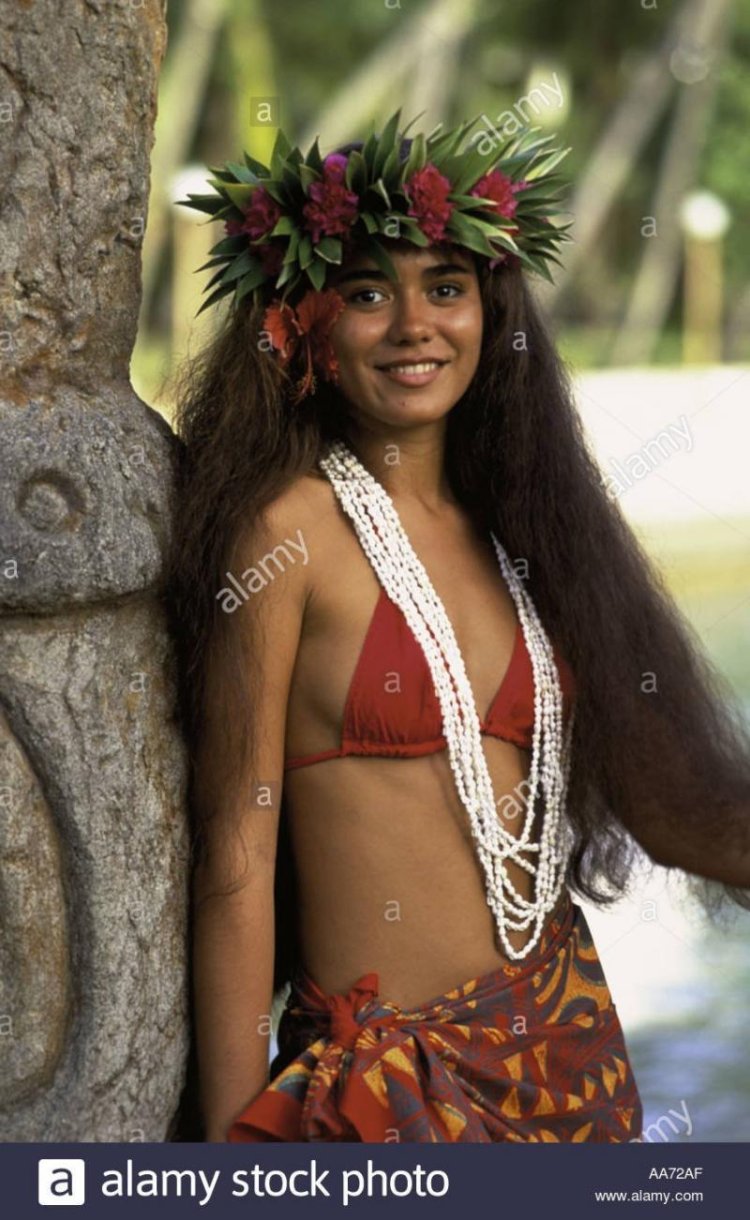 Французская Полинезия девушки