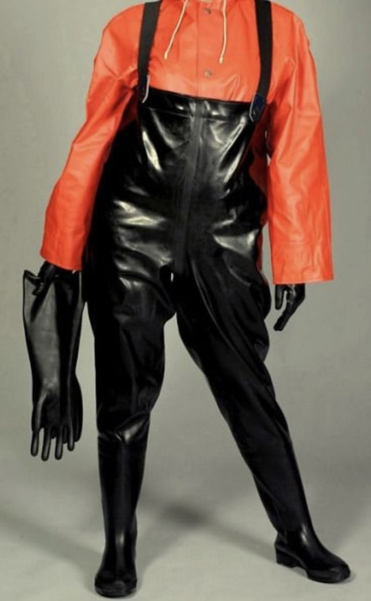 Девочки в болотных сапогах