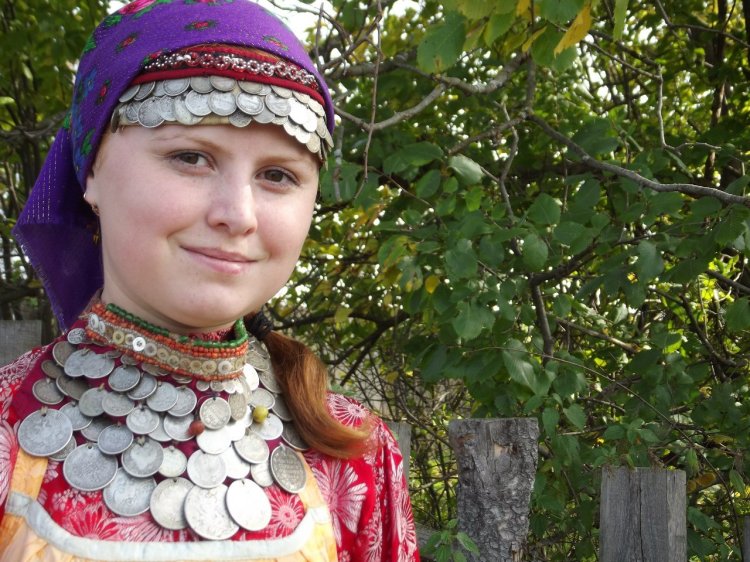 УДМУРТКА Коренная