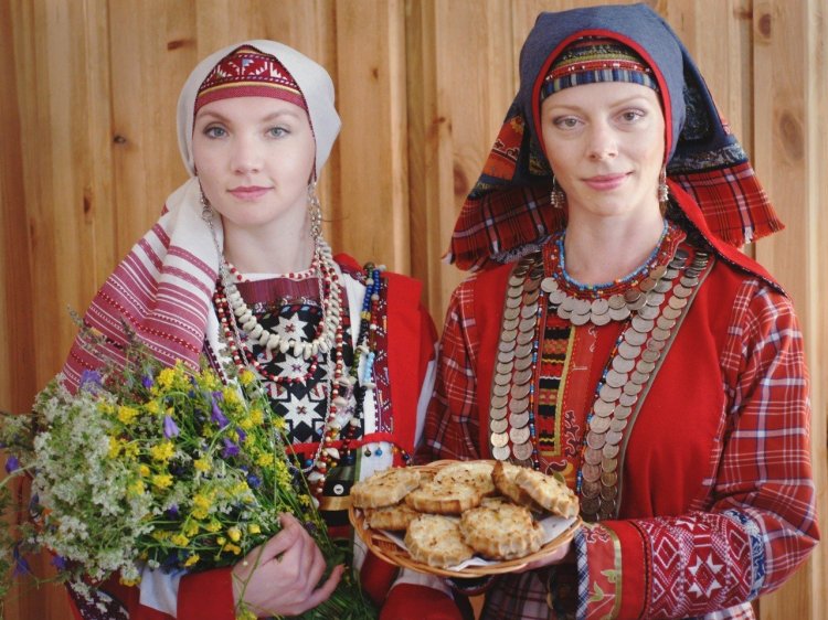 Удмурты и чуваши