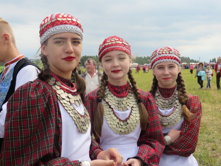 Удмуртия народ внешность