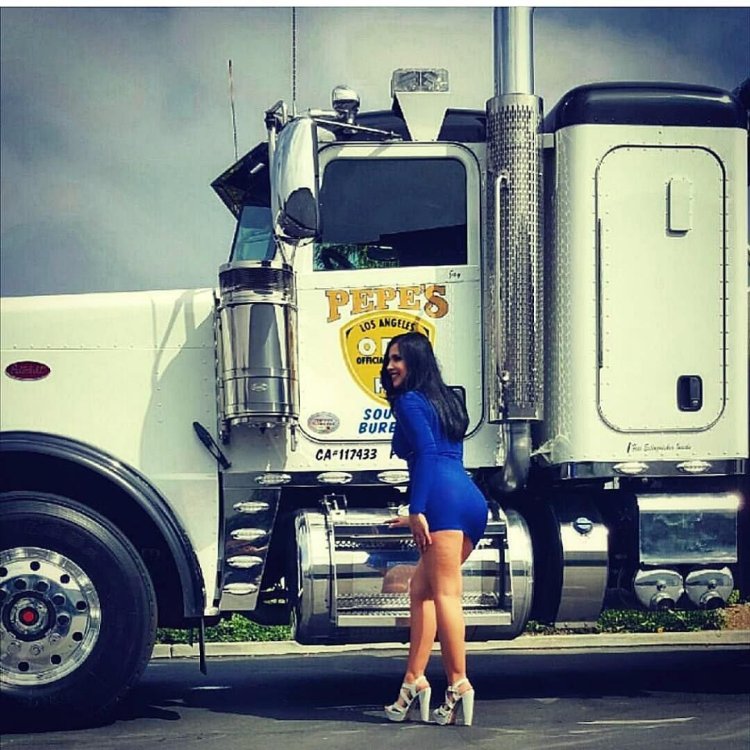 Девушки и тягачи