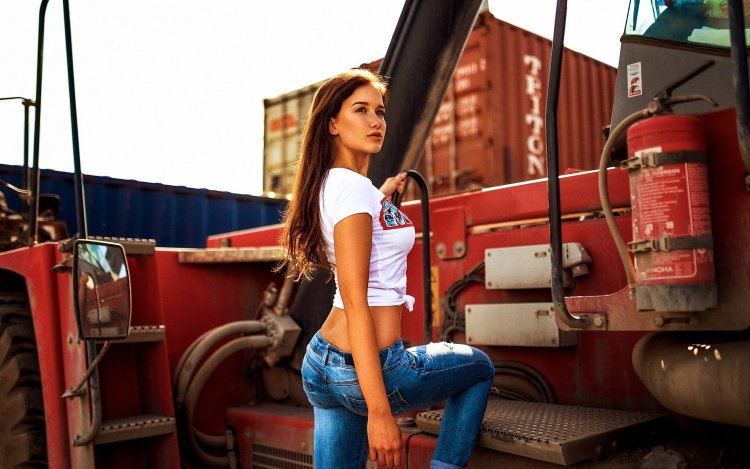 Miro Hofmann модель