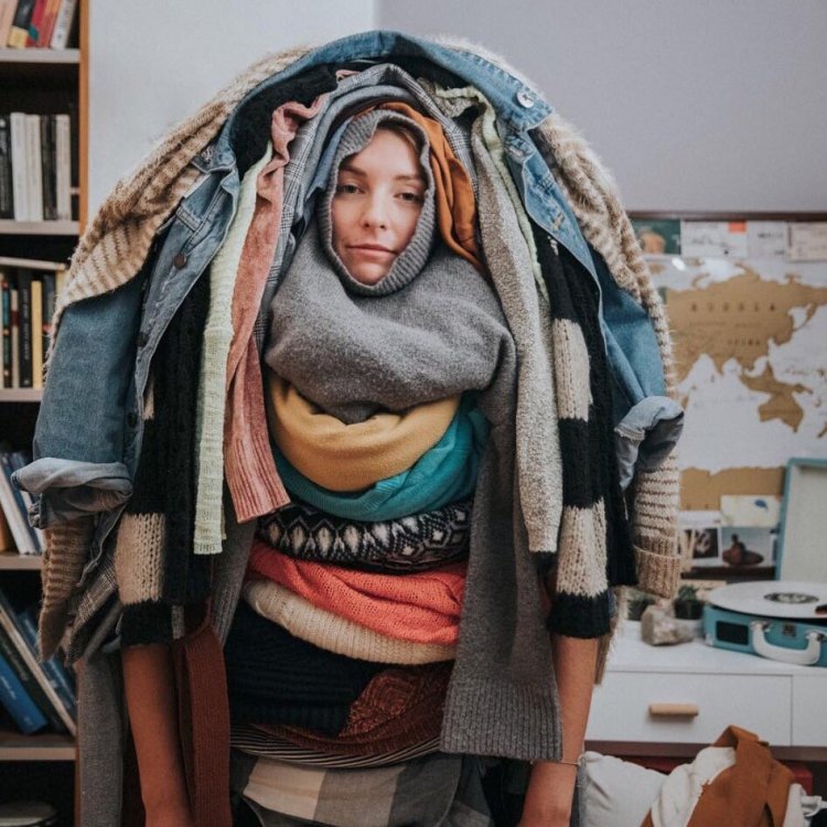 Много одежды на человеке