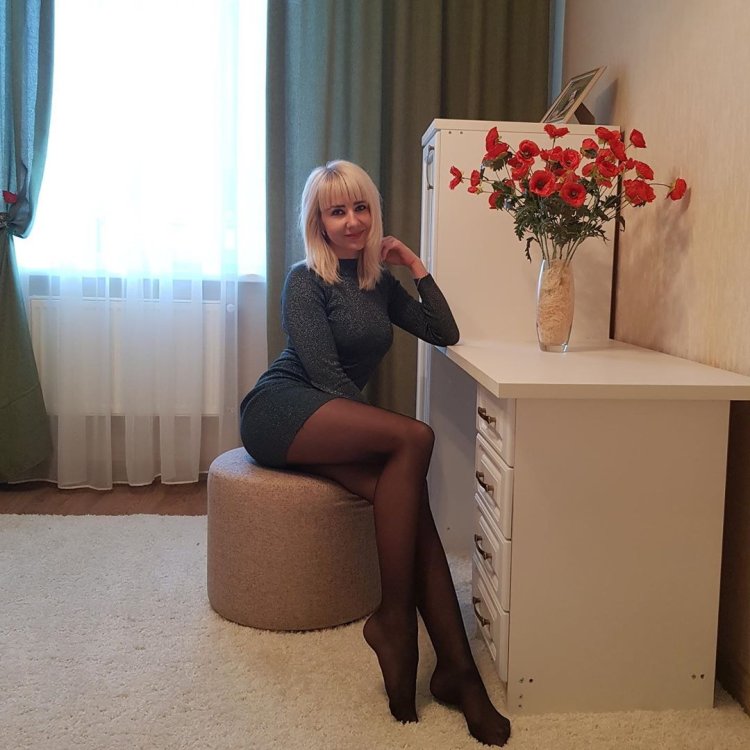 Дамы ищут молодых парней