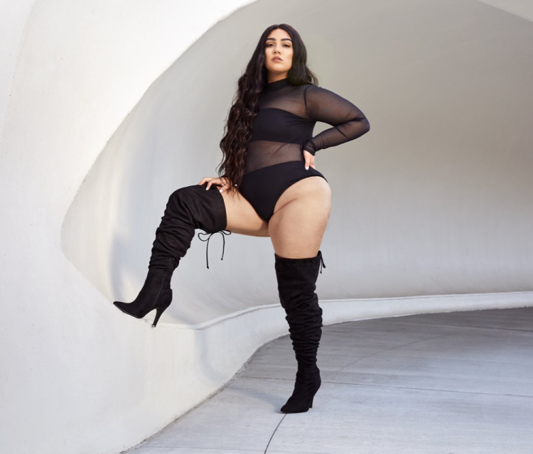 Надия Албухосн