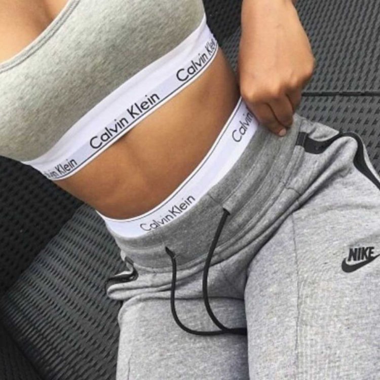 Белье Кельвин Кляйн сохры