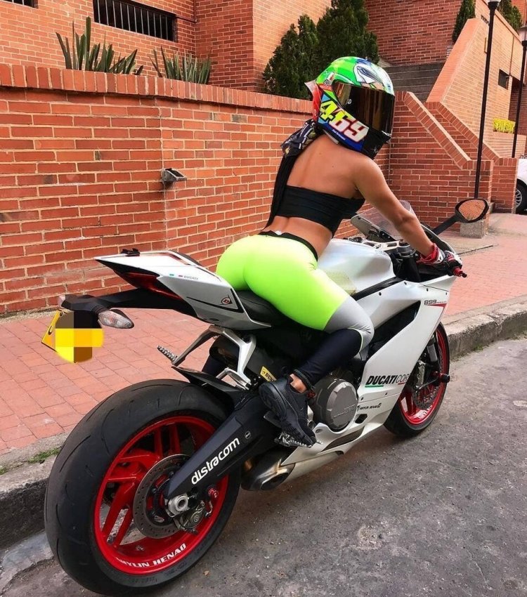 Варвара Преображенская мотоциклистка