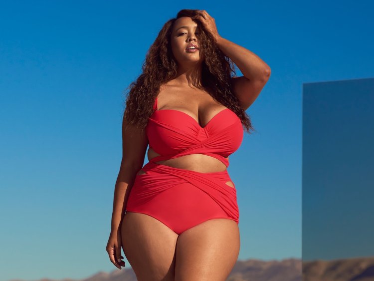 Эшли Грэм фигура